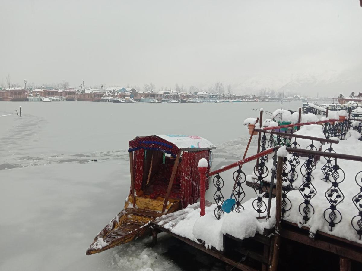 New Bombay Heritage Group Of House Boat Srinagar  Bagian luar foto