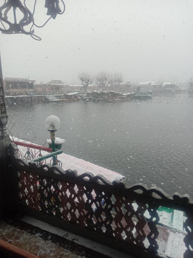 New Bombay Heritage Group Of House Boat Srinagar  Bagian luar foto